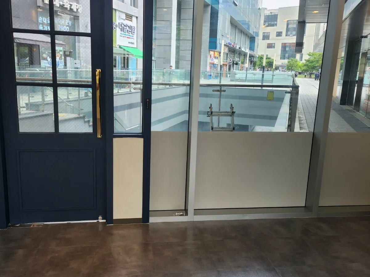 제천시 백운면 점포 카운터 검사실 위생청소 사례 - 행진크린
