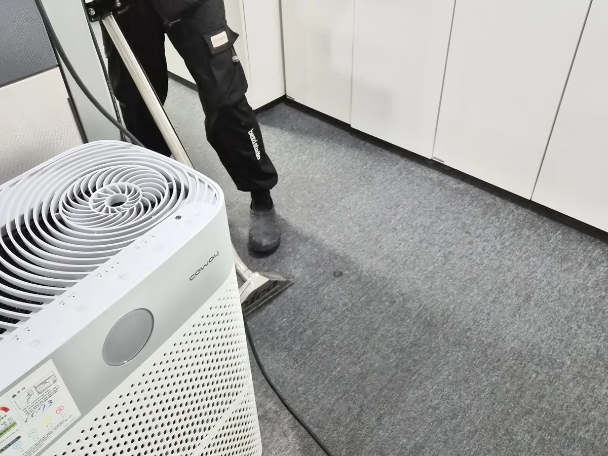 제천시 수산면 사업장 로비·복도 카페트 바닥 위생청소 사례 - 행진크린