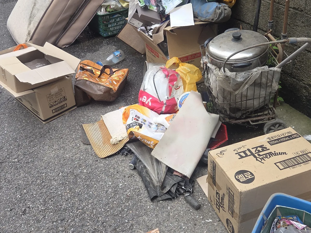 옥천군 청산면 침수 현장 화장실 세면대 살균 위생청소 사례 - 행진크린